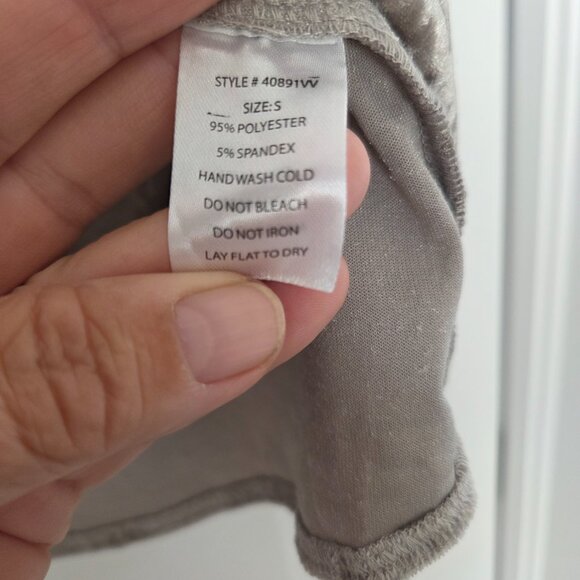 Grade and Gather Velvet Lace Grey Cami Size S - Picture 5 of 5